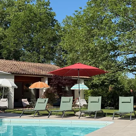 Parc De L'aiguade Bed & Breakfast 3*