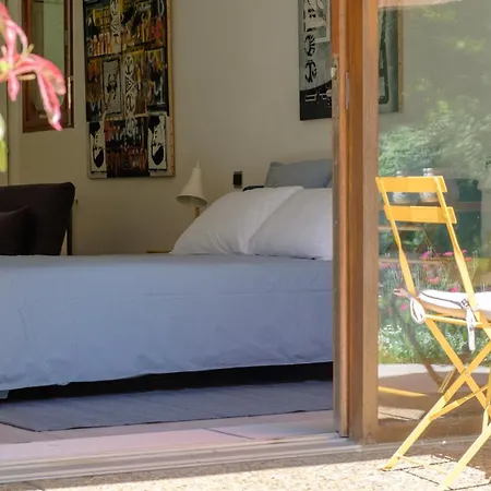Parc De L'aiguade Bed & Breakfast 3*