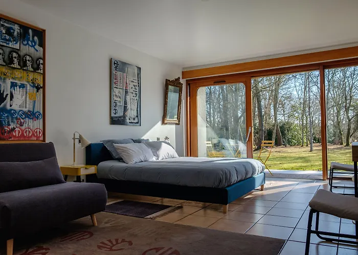 فندق مبيت وإفطار Parc De L'aiguade 3*