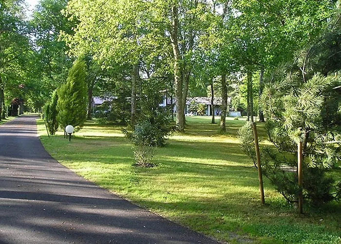 Parc De L'aiguade فندق مبيت وإفطار
